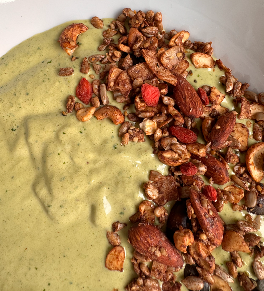 Chelcie’s Beauty Boost Smoothie Bowl